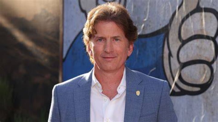 A bheil Todd Howard dia?