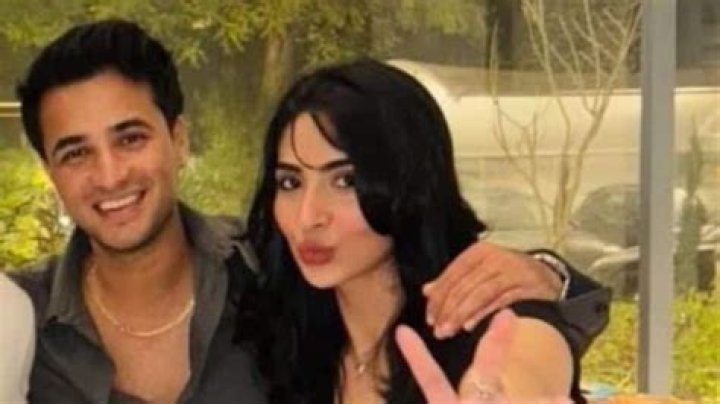Abhishek Chatterjee Wife, Girlfriend Name & Relationships