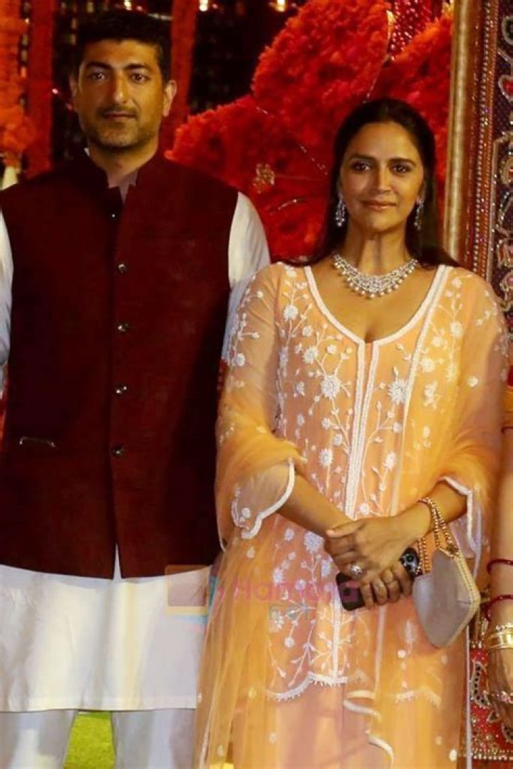 Ahana Deol and Vaibhav Vohra with their son Darien Vohra