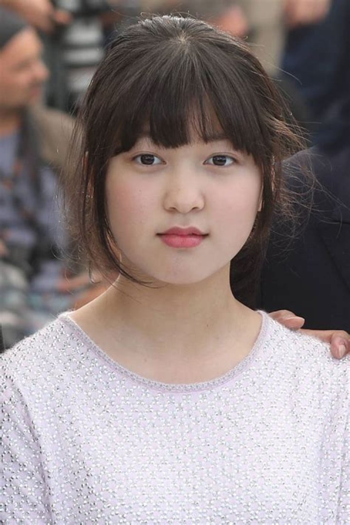 Ahn Seo-hyun Biography, Age, Height, Husband, Net Worth, Family