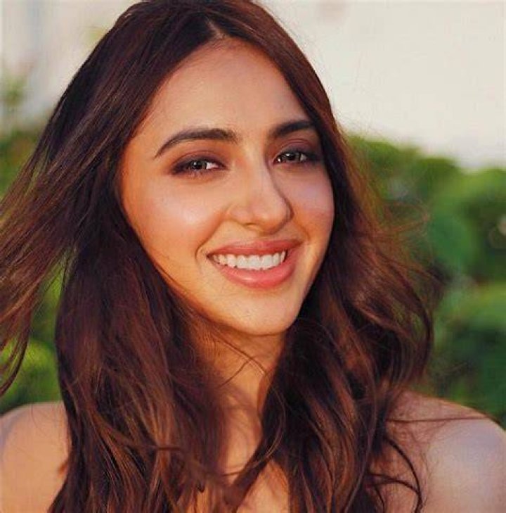 Akansha Ranjan Kapoor wiki
