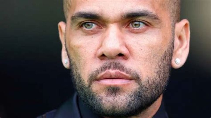 Alves Closeup