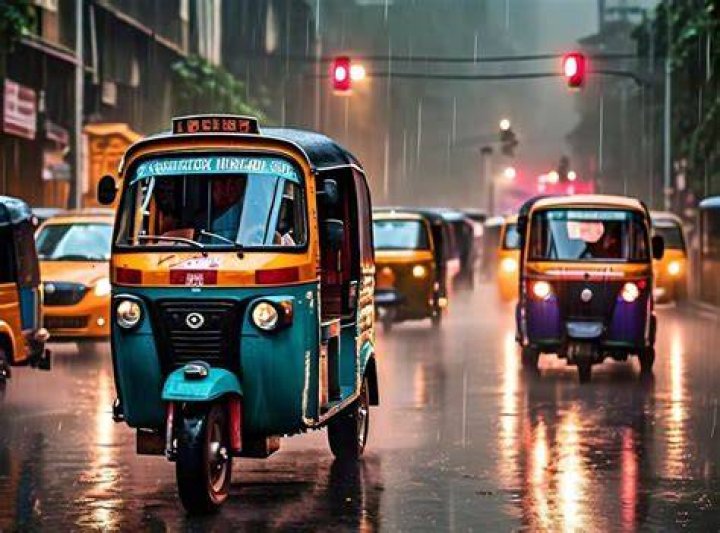 An autorickshaw driver's daughter Manya Singh became Miss India 2020 runner-up