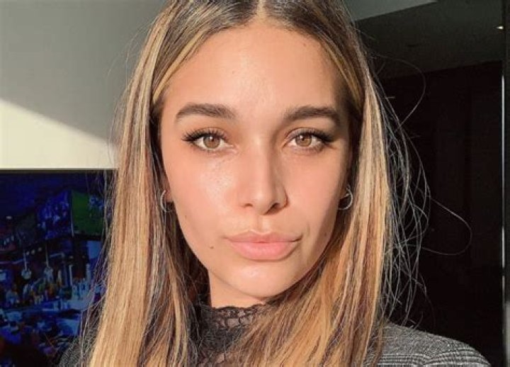 April Love Geary net worth