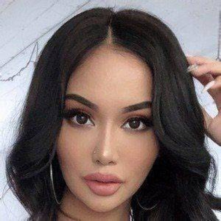Ashley Vee