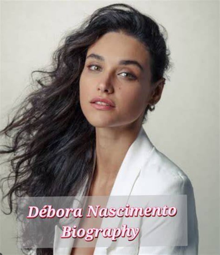 Ass&iacute;ria Nascimento photos