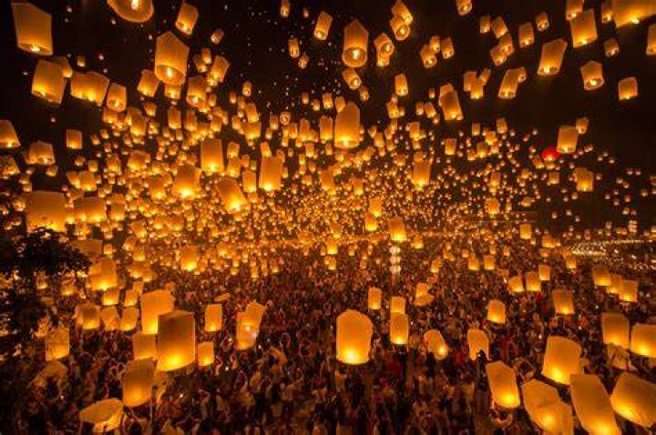 Autumn Celebrations Yi Peng