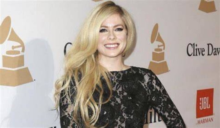 Avril Lavigne Net Worth 2024: What Is The Singer Worth?