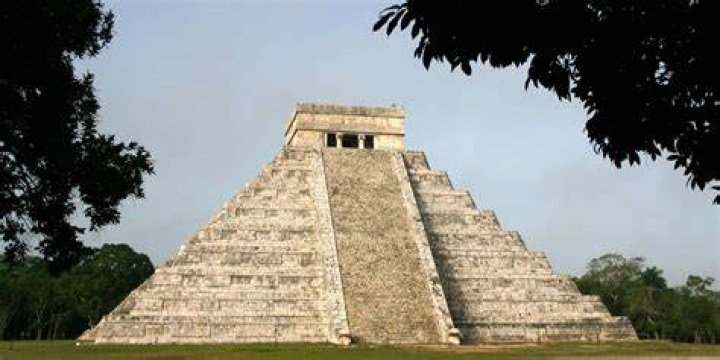 Aztec Pyramid
