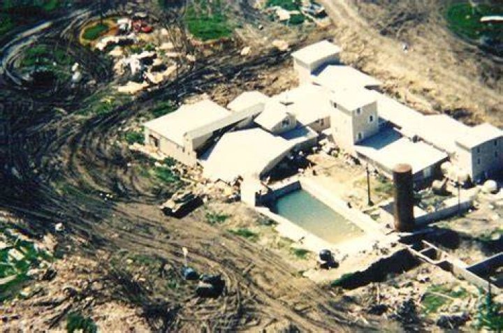 Branch Davidians Pool