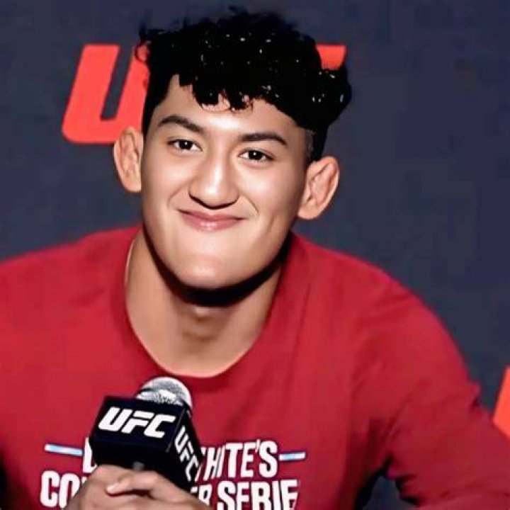 Cesar Rosas Biography, Age, Height, Net Worth, Family