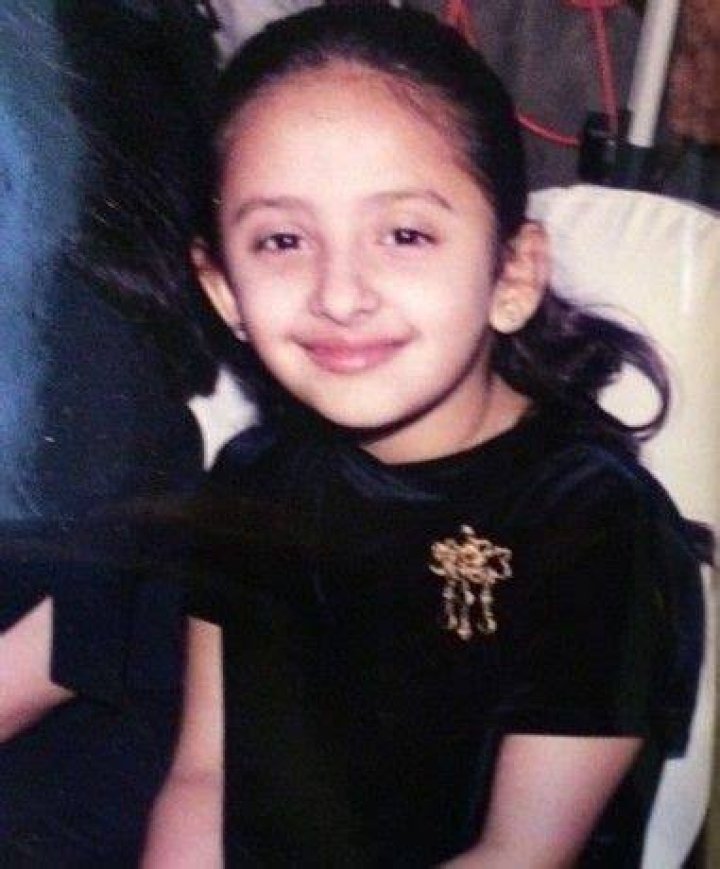 Childhood image of Akansha Ranjan Kapoor