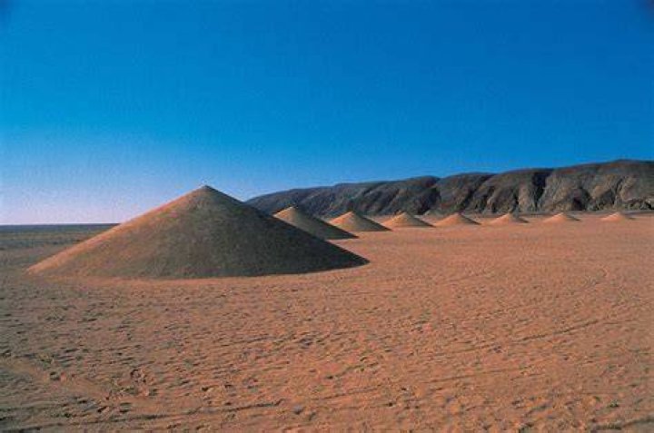 Desert Breath Descending Mounds