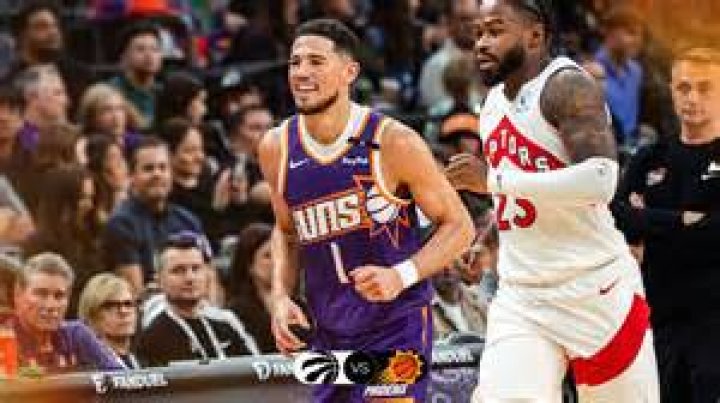 Devin Booker relaxing at a vacation
