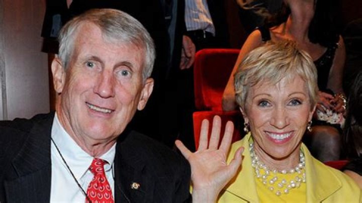 Did Barbara Corcoran sister marry her husband?