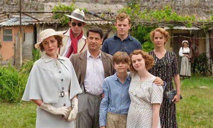 Did Louisa Durrell have a relationship with Spiro in real life?