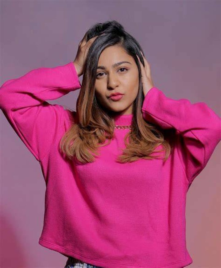 Diksha Sharma fact