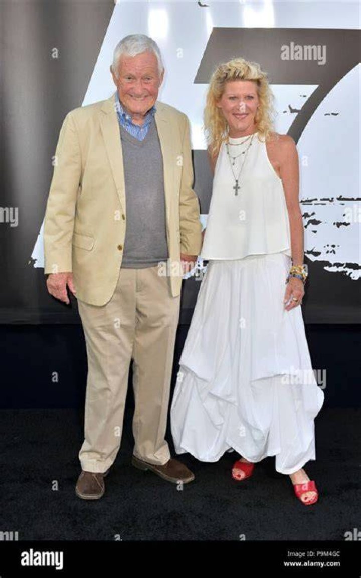 Eric Gingold Biography, Age, Height, Wife, Net Worth, Family
