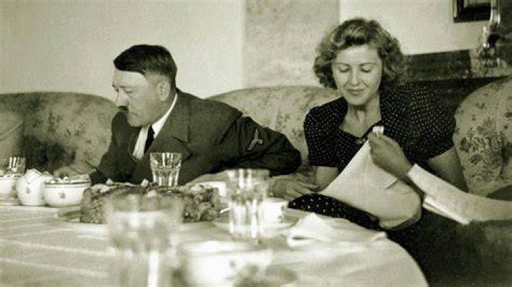 Eva Braun Adolf Hitler And Blondi