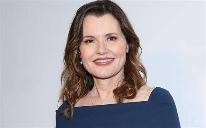 Geena Davis Biography, Age, Height, Husband, Net Worth, Family