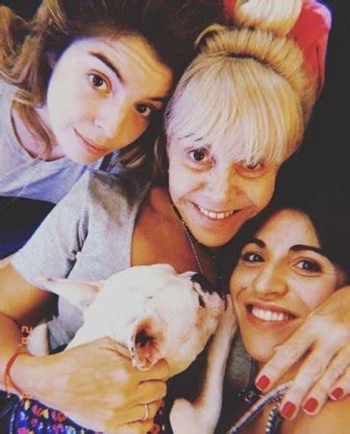 Giannina with her mom Claudia Villafañe and sister Dalma Maradona,