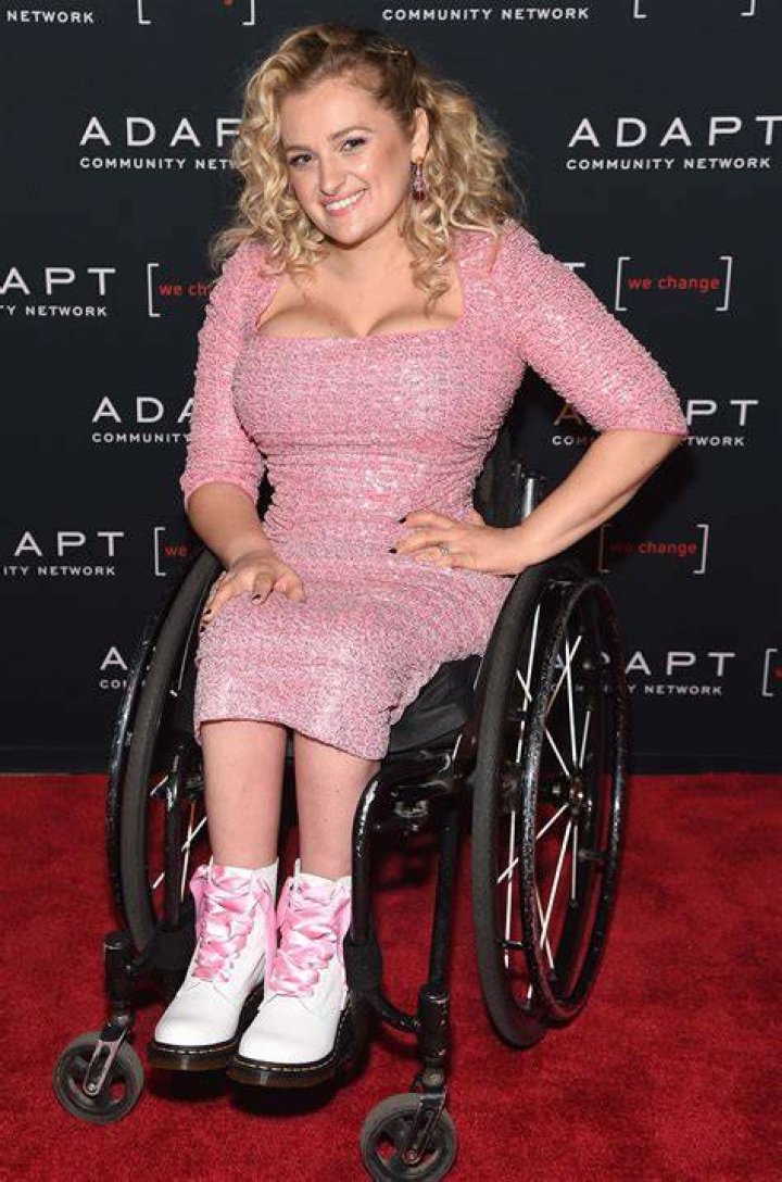 
How Did Ali Stroker Became Paralyzed – What Happened To The Actress? 