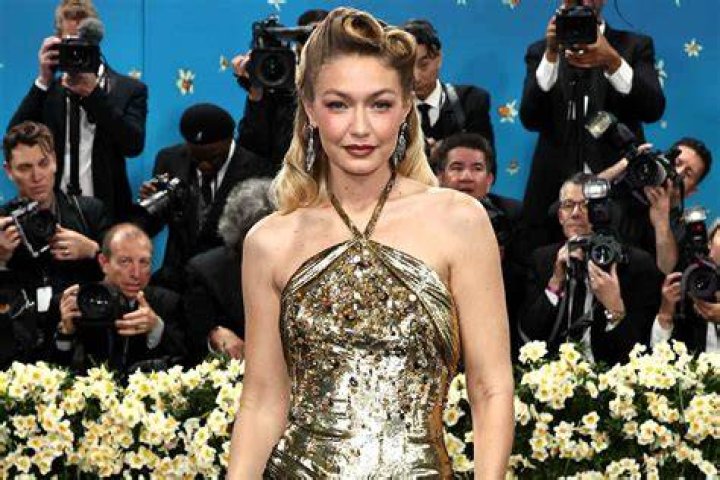 How did Gigi Hadid lose weight?