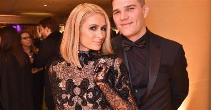 How many times has Paris Hilton been engaged?