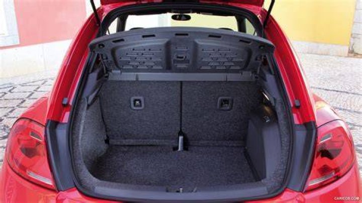 How to open trunk of volkswagen beetle