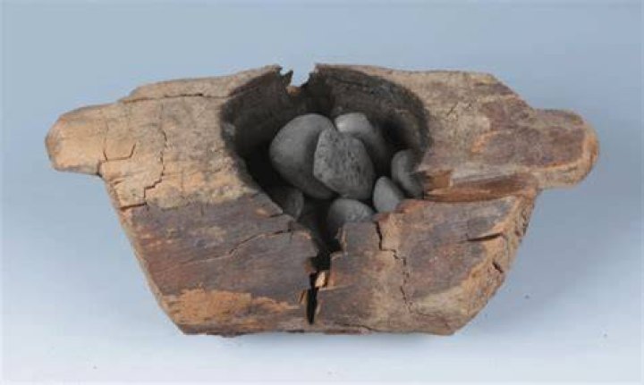 Incense Burner From Jirzankal Cemetery