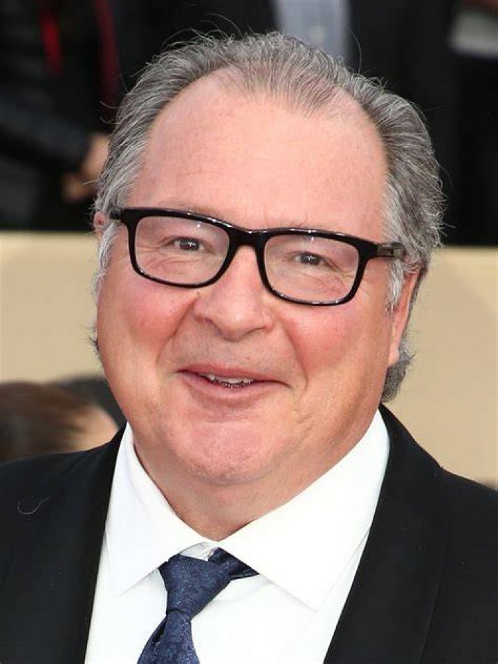 Is Kevin Dunn related to Nora Dunn?