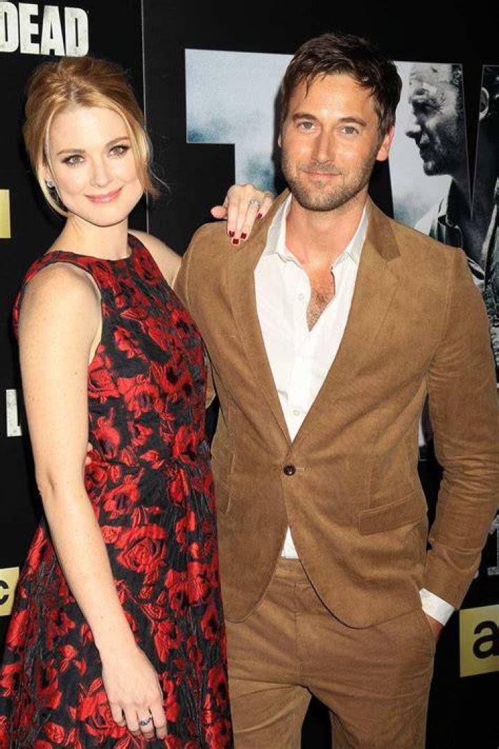 Is Ryan eggold in a relationship?