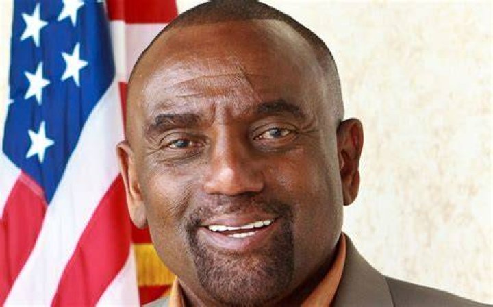 Jesse Lee Peterson’s Net Worth, Age, Height, Weight, Girlfriend, Dating, Bio-Wiki