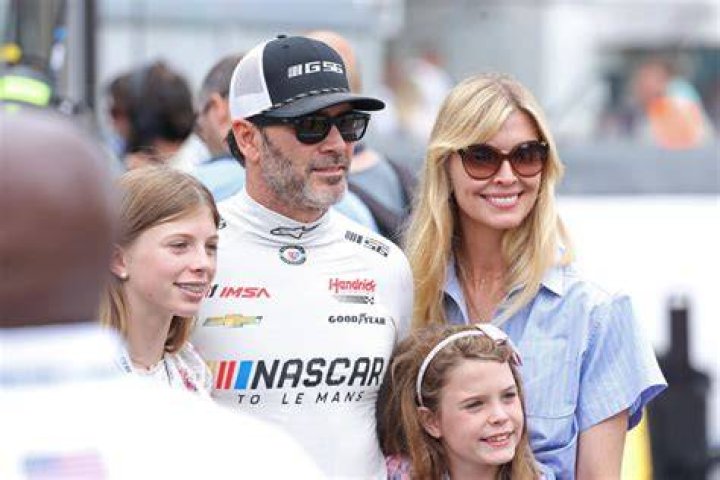 
Jimmie Johnson Parents | Meet Gary And Catherine | Siblings, Ethnicity 