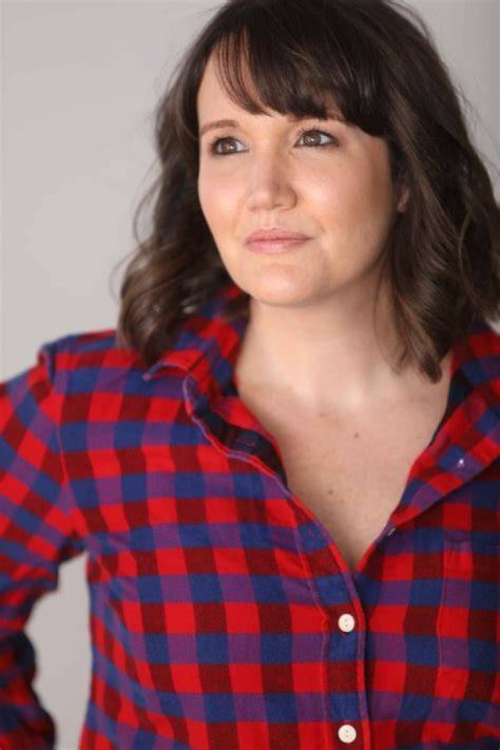 Katie McElhenney: Who Is Rob McElhenney sister?