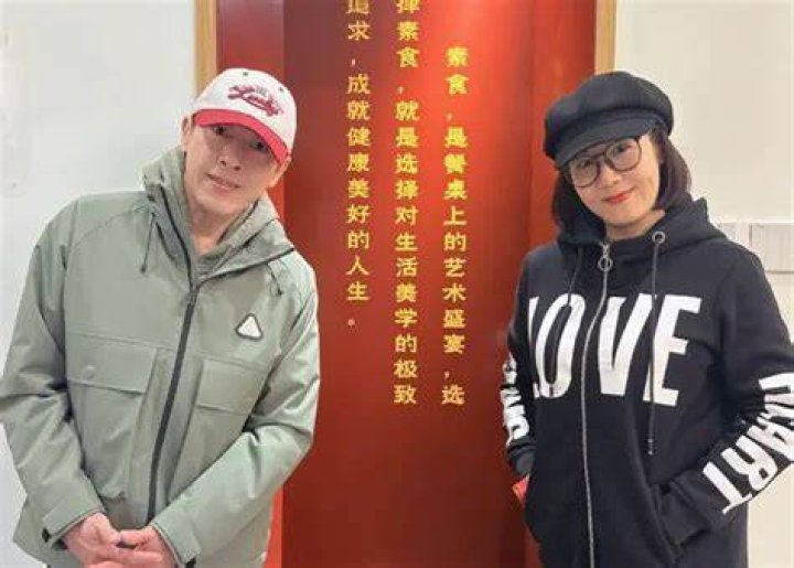 King-Ting Mak Biography, Age, Height, Husband, Net Worth, Family