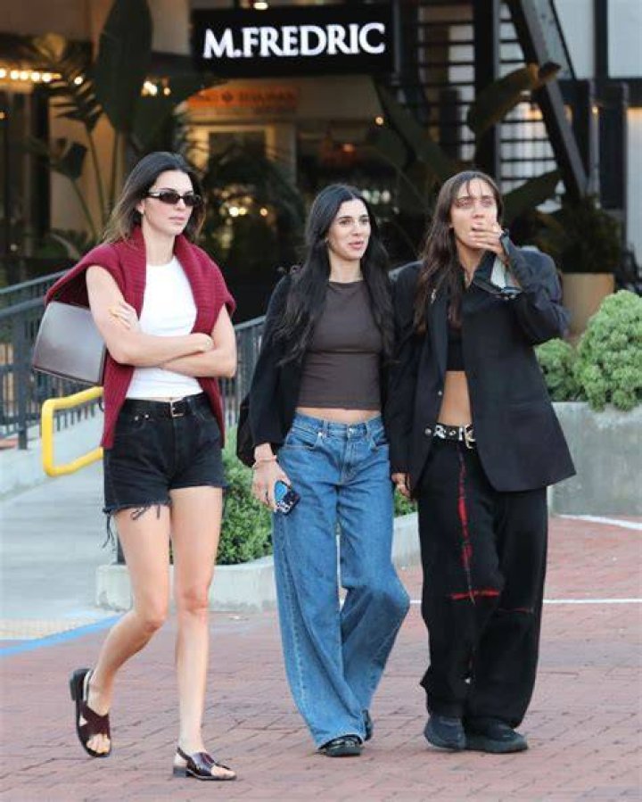 Lauren Perez and her friends