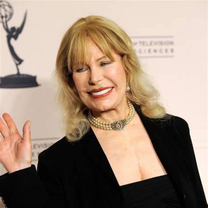 Loretta Swit Biography, Age, Height, Husband, Net Worth, Family