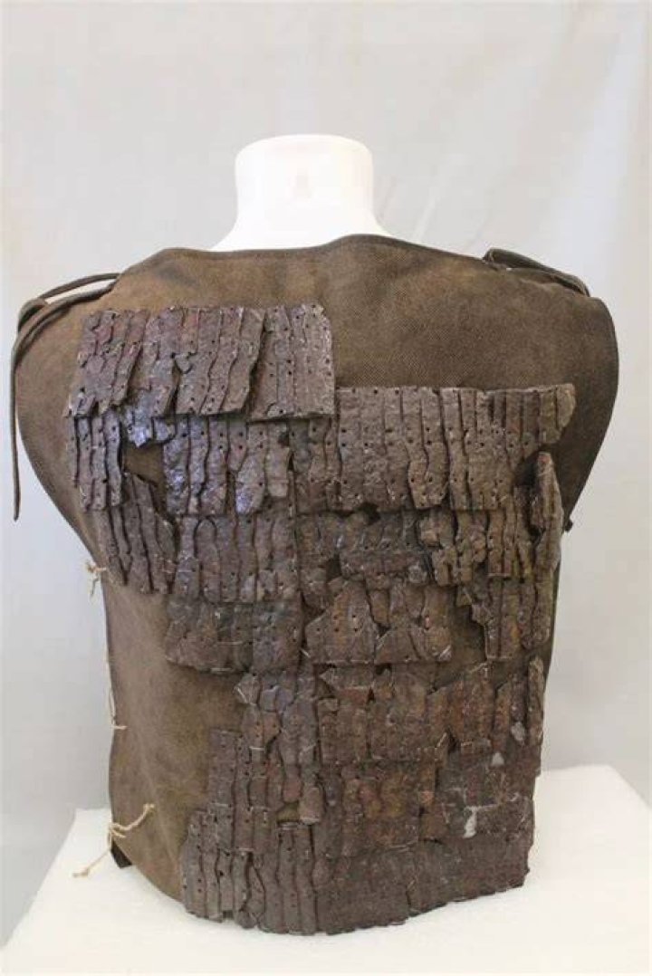 Lorica Squamata Armor Restoration