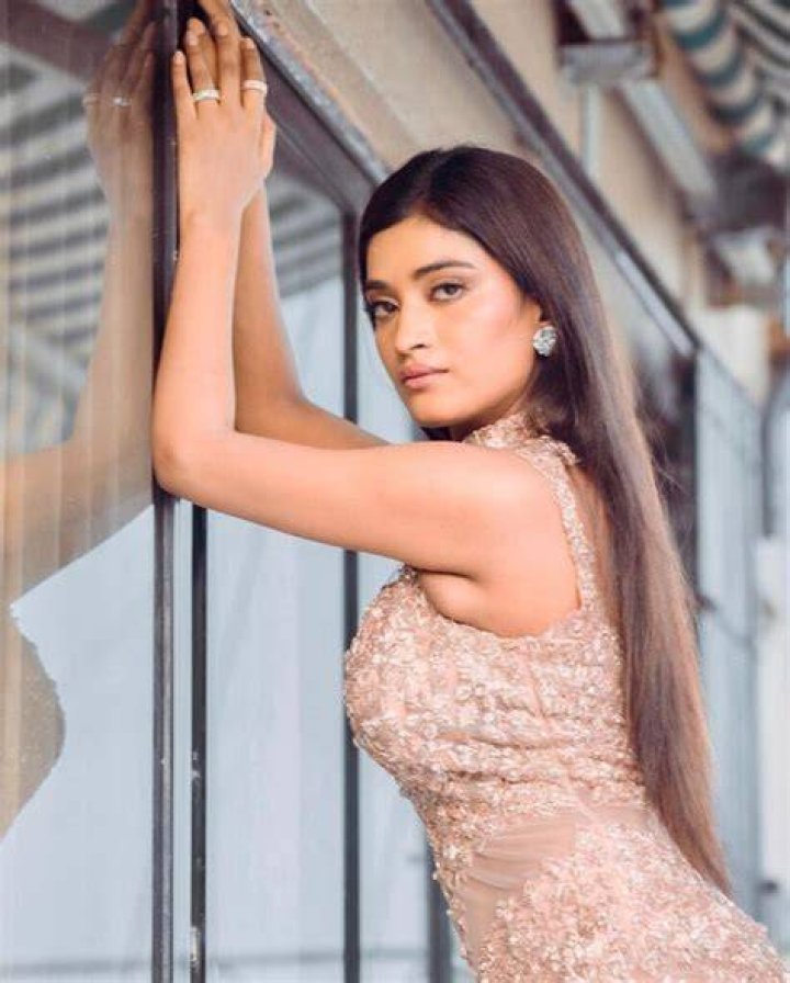 Manya Singh's father is a autorickshaw driver