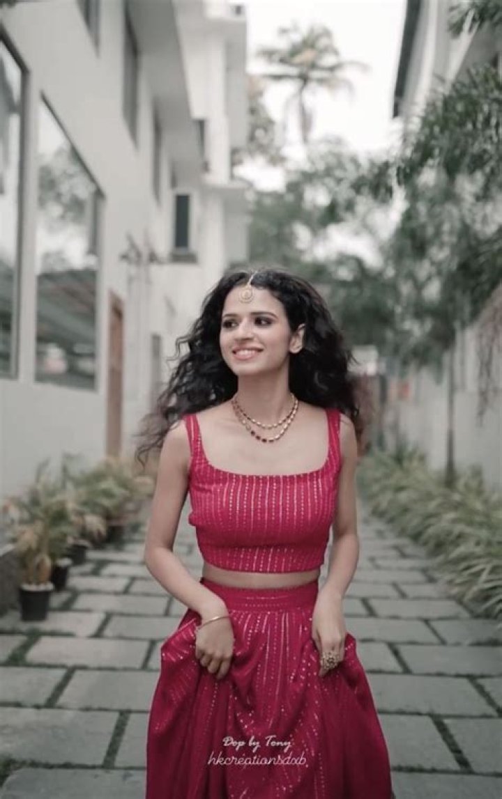 Meenakshi Raveendran is a photoshoot lover