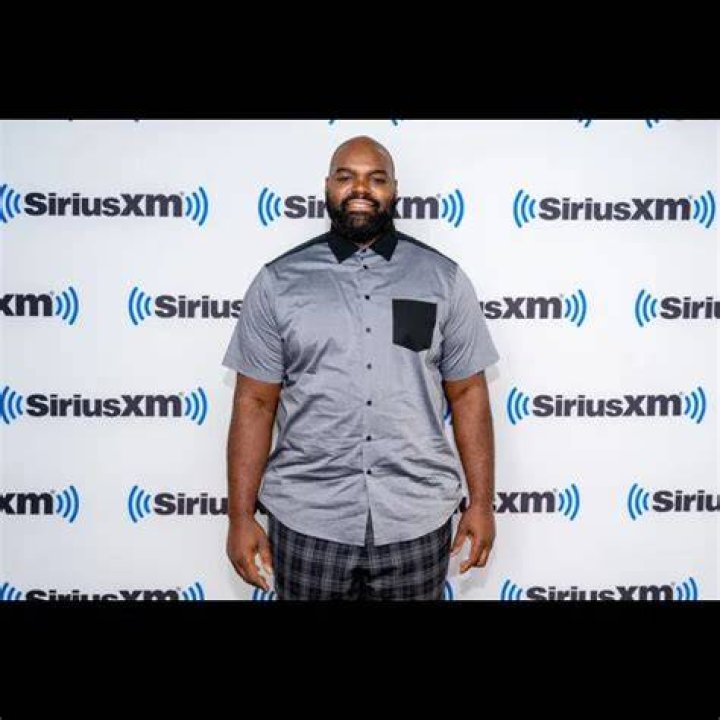 Michael Oher Referenced Conservatorship In 2011 Memoir