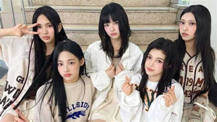 NewJeans (Band) - Members profile, Facts, Wiki, Achievements, Net worth 2024 (updated)