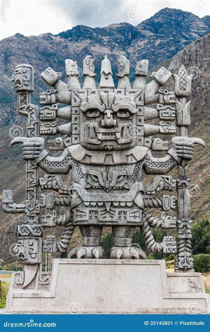 Peruvian Statues
