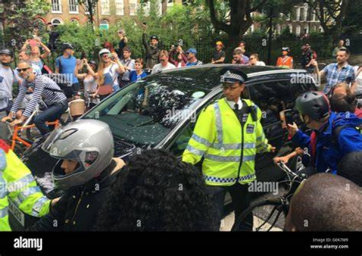 Police Break Up Crowd