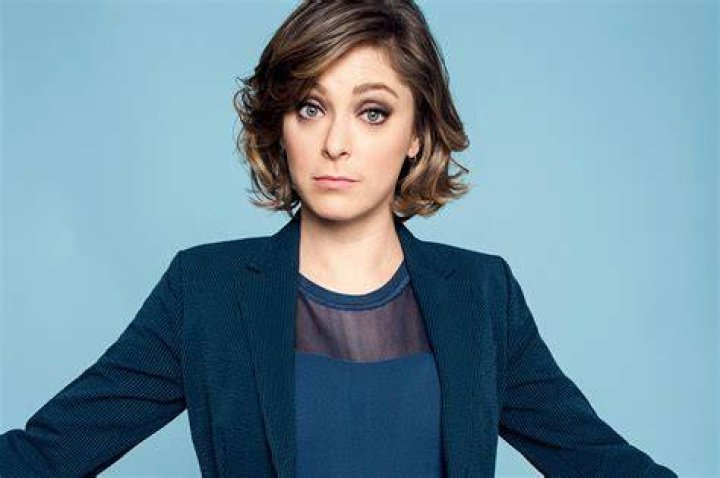 Rachel Bloom Biography, Age, Height, Husband, Net Worth, Family