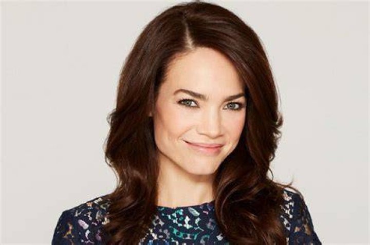 Rebecca Herbst Biography, Age, Height, Husband, Net Worth, Family