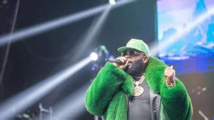 Rick Ross Cops 10-Pound Crab For Himself: Watch