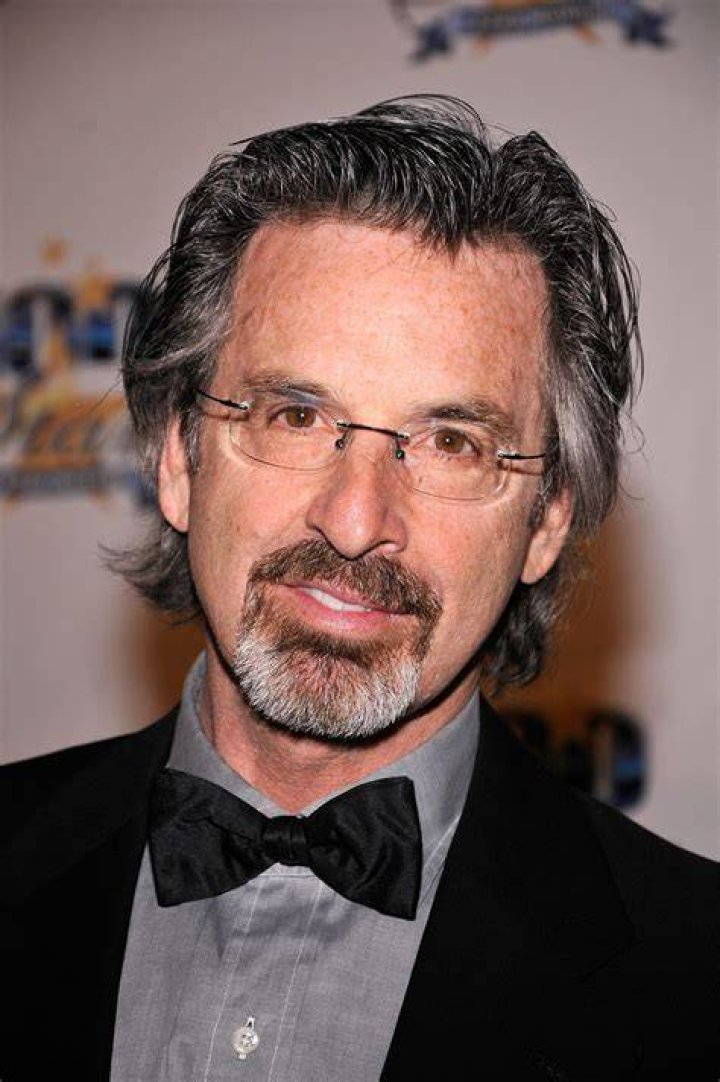 Robert Carradine’s Net Worth Is More Than $300 Thousand -How Rich Is He?