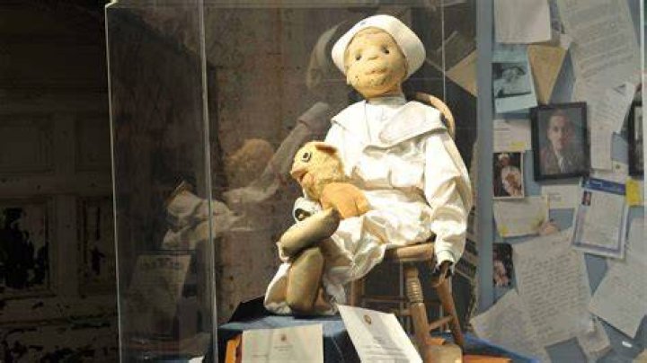 Robert The Doll